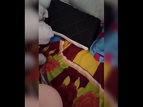 ❤️ Mening xonadoshim uyda yolg'iz qoladi, chunki eri ta'tilga ketadi va men uni sikish va eshagini sut bilan to'ldirish imkoniyatidan foydalanaman seks uz.xxxpornolive.ru